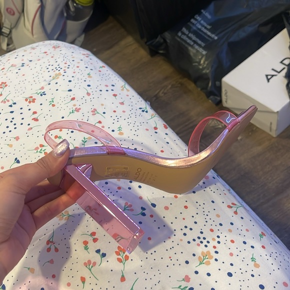 Aldo Vitra Pink sandals 7.5 US 38 EUR only one use - Picture 3 of 3